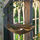 Vogeltränke im ansehnlichen Schirm Design, rustikale Futterstelle aus Metall zum Verschenken